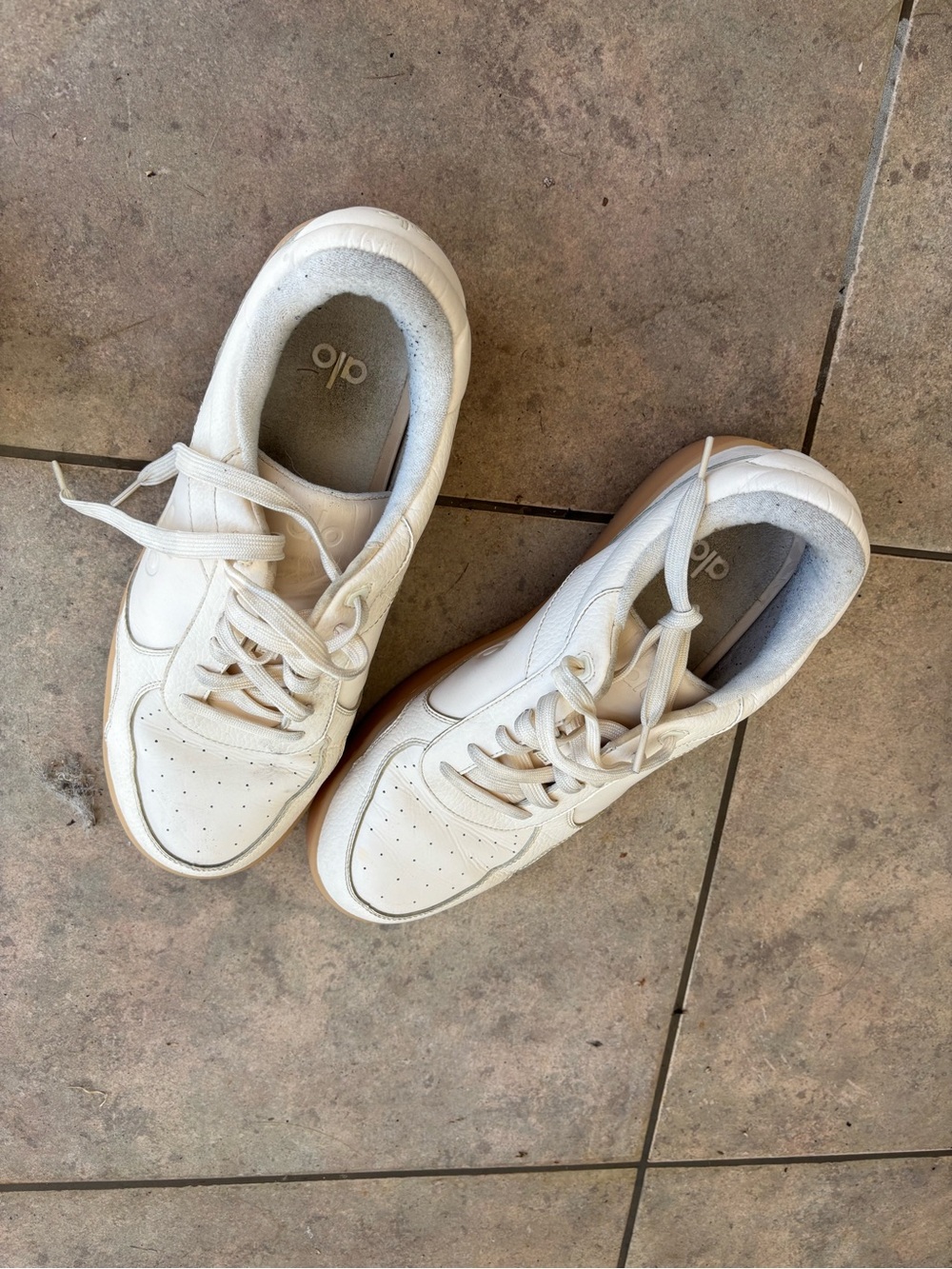ALO Yoga Men's White Athletic Sneakers with Gum Sole